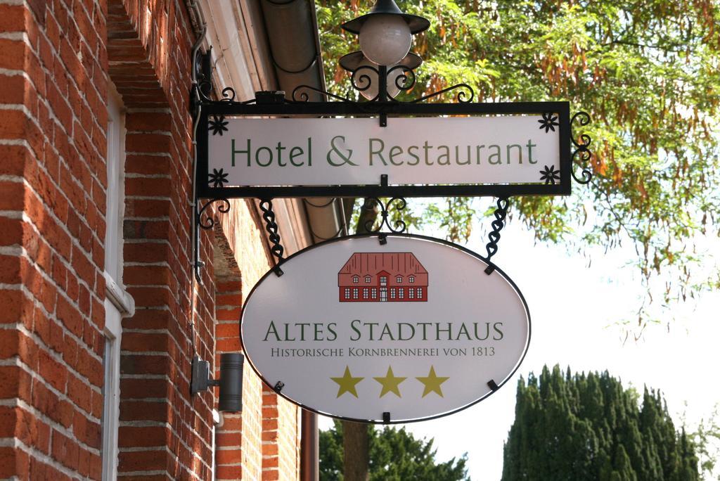 Hotel Altes Stadthaus Вестерштеде Экстерьер фото